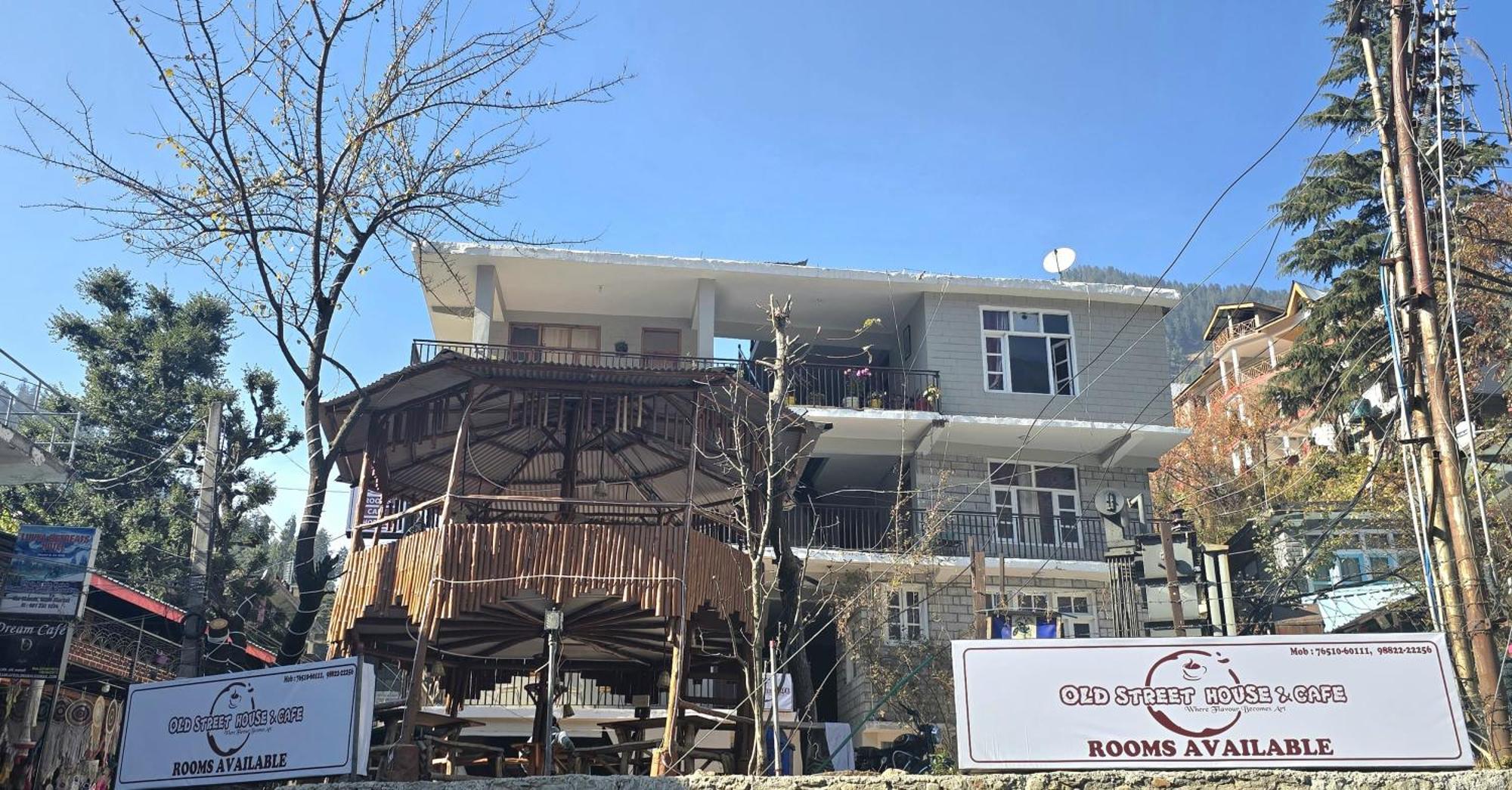 Old Street House And Cafe Hotel Manali  Exterior photo