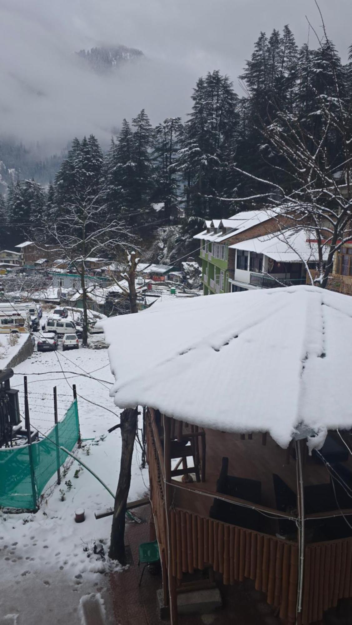 Old Street House And Cafe Hotel Manali  Exterior photo